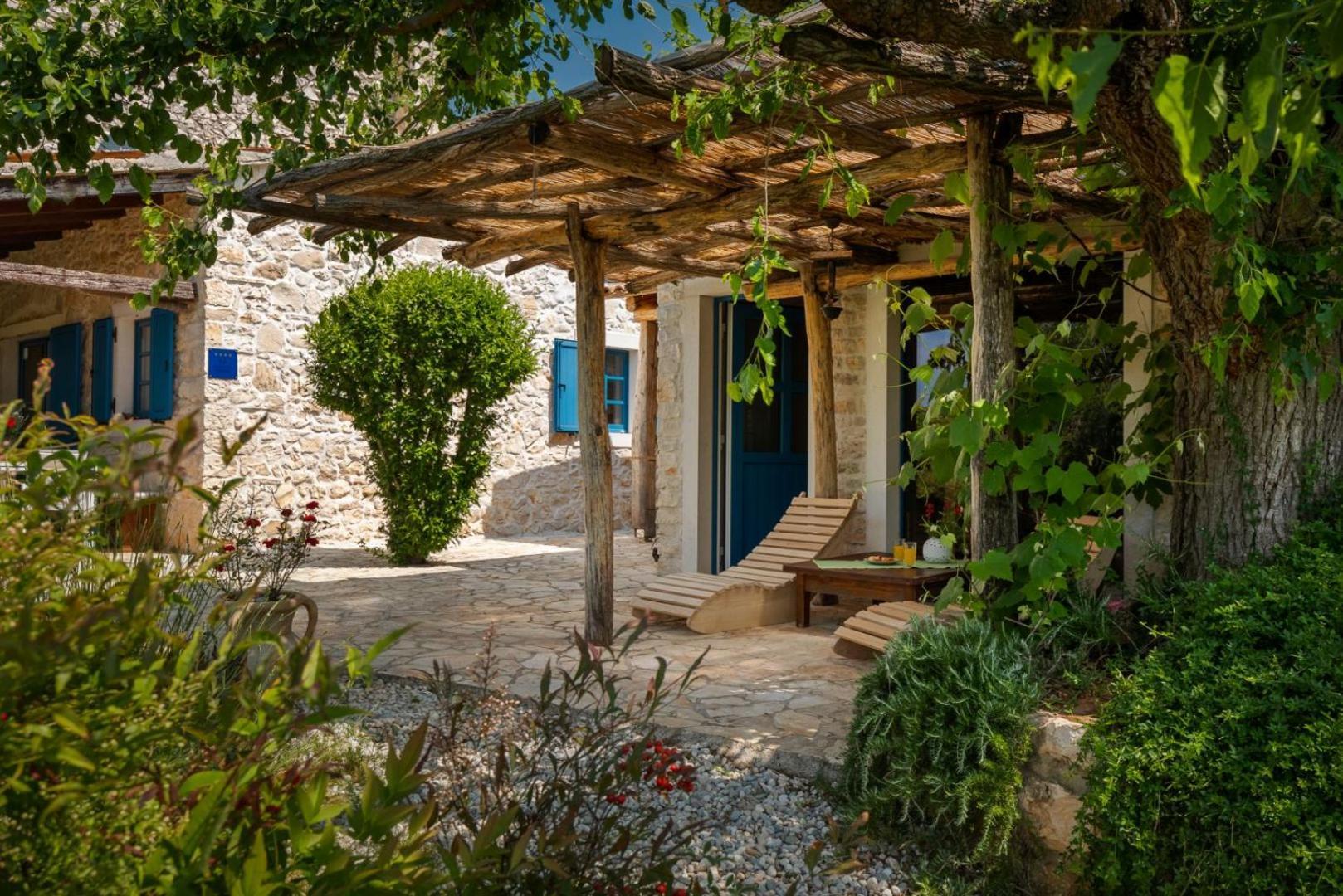 Paradiso Vila